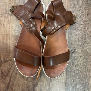 Women’s Mia Leather Sandals Size 11